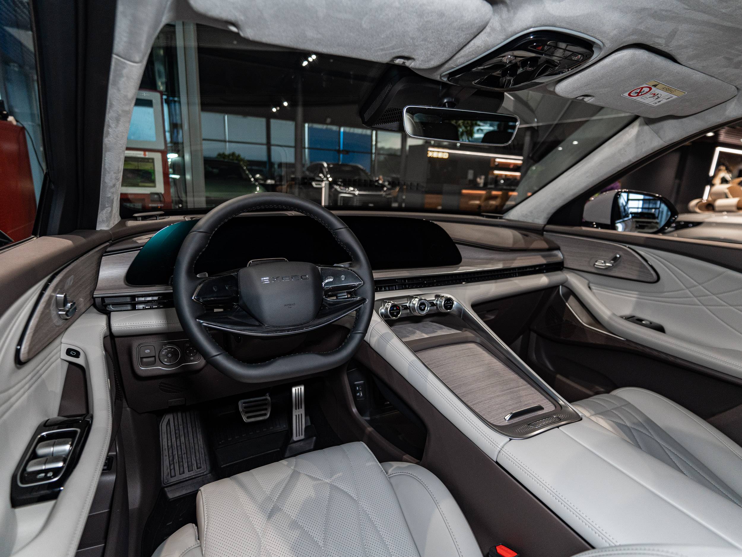 EXEED RX Премиум 2.0Т АТ полный привод (Premium)