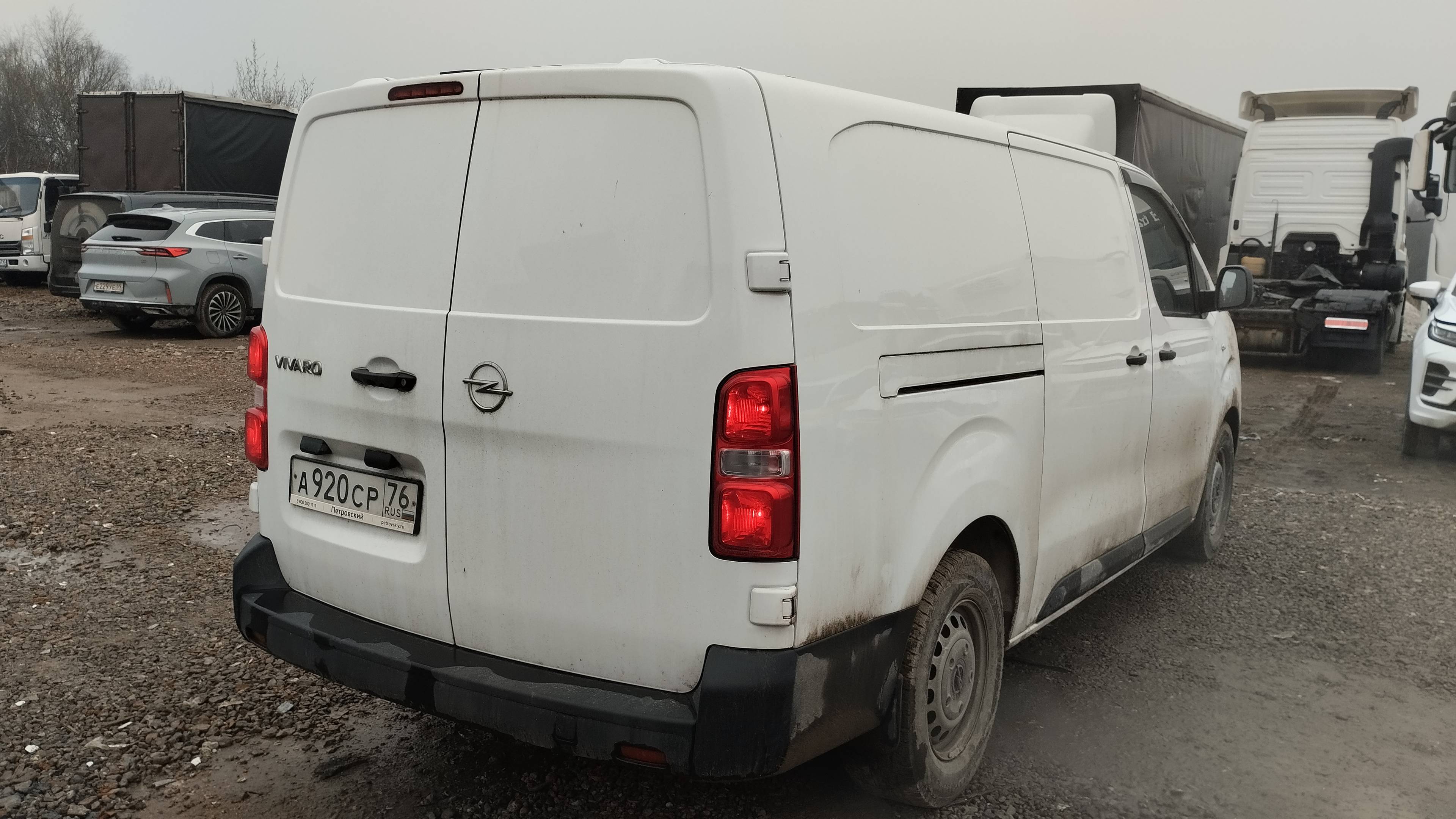 Opel Vivaro,  293 176 км, 2021 года в лизинг