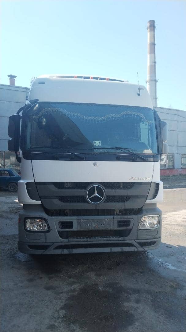 Mercedes-Benz Actros 3 1844 LS 4x2 (Megaspace)