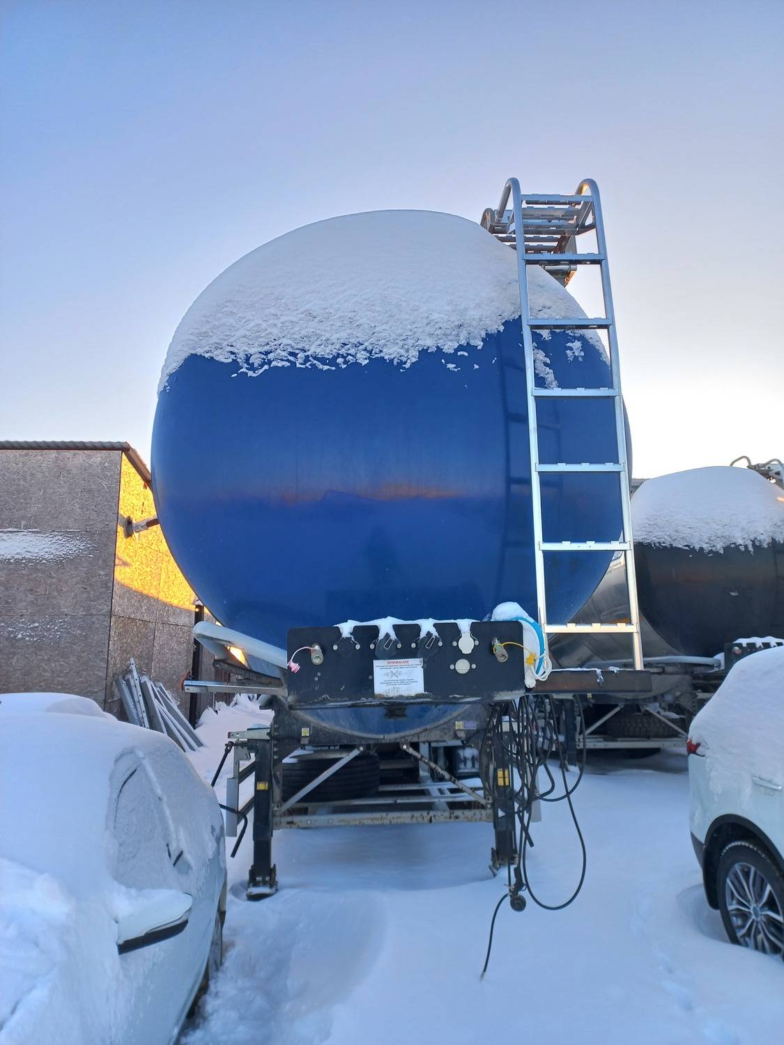 Сеспель Битумовоз стальной SF4B38, 2024 года в лизинг