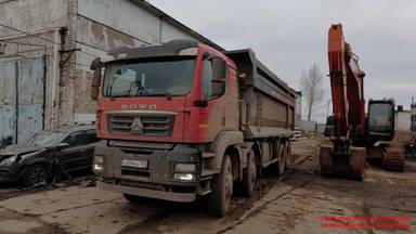 HOWO ZZ3317V386GE1 8х4