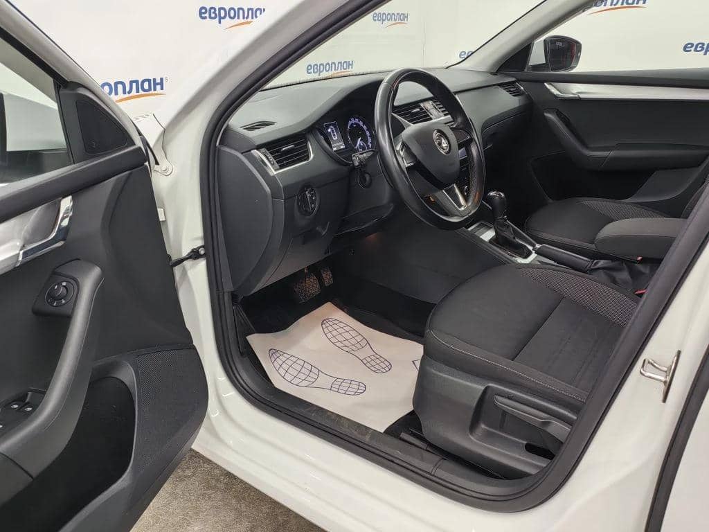 Skoda Octavia,  59 937 км, 2020 года в лизинг