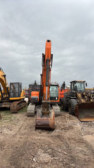 DOOSAN/DEVELON DX200A