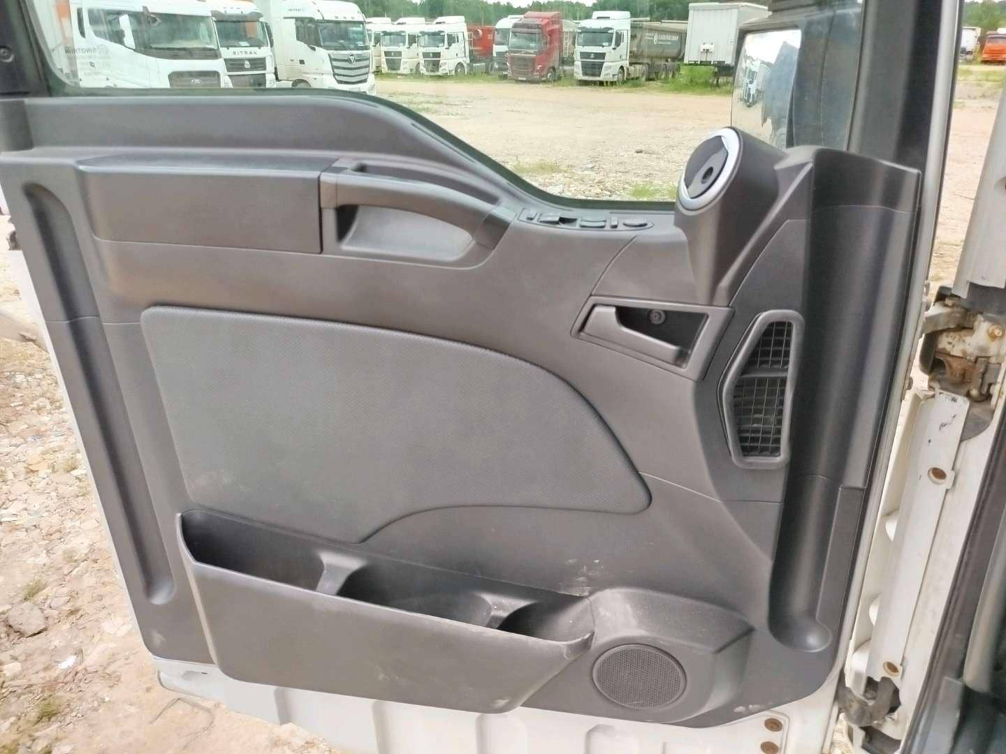 Sitrak C7H 4x2 ZZ4186V361HE,  845 549 км, 2022 года в лизинг
