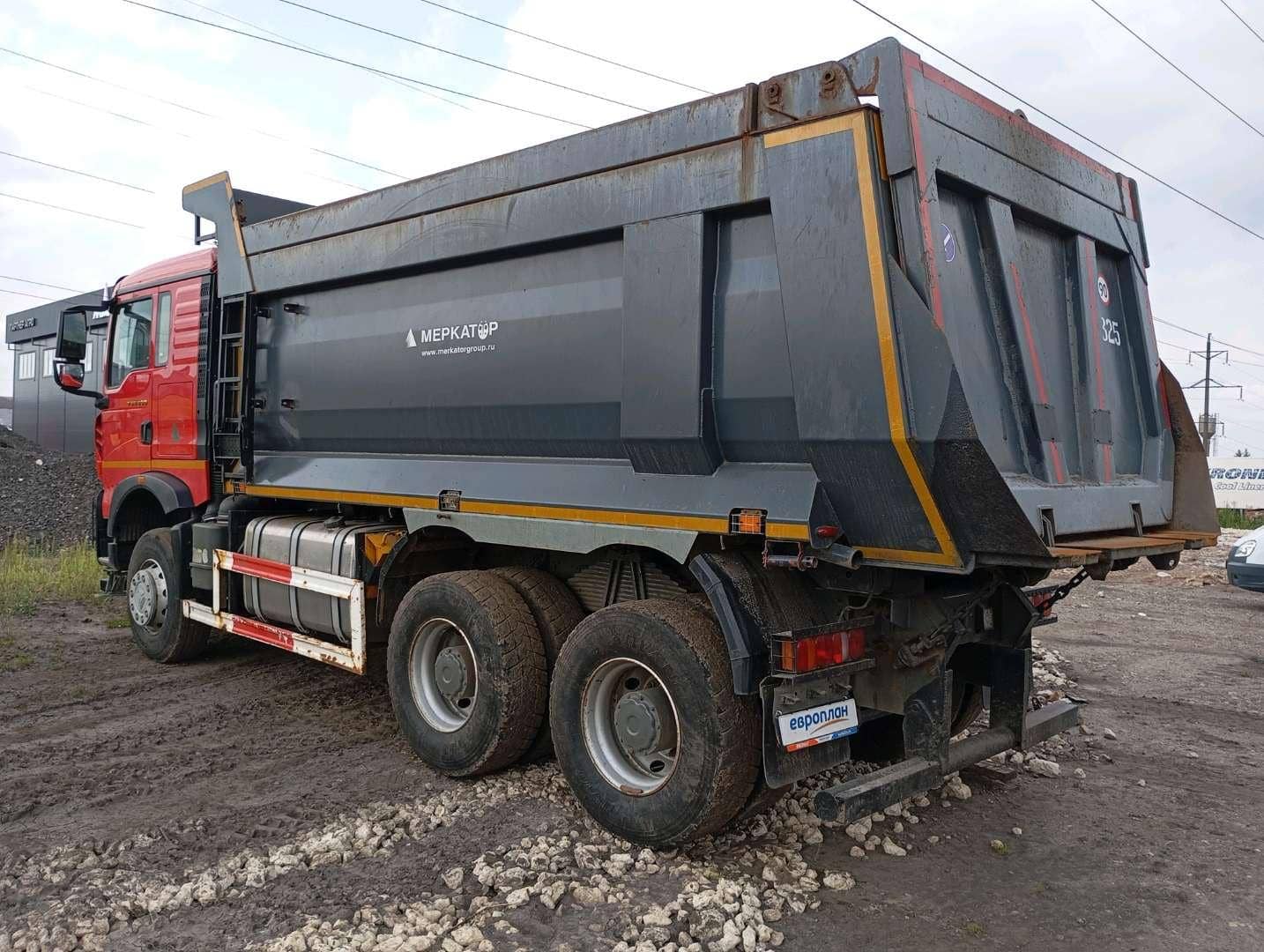 HOWO ZZ3256V384GE 6x4,  110 361 км, 2024 года в лизинг