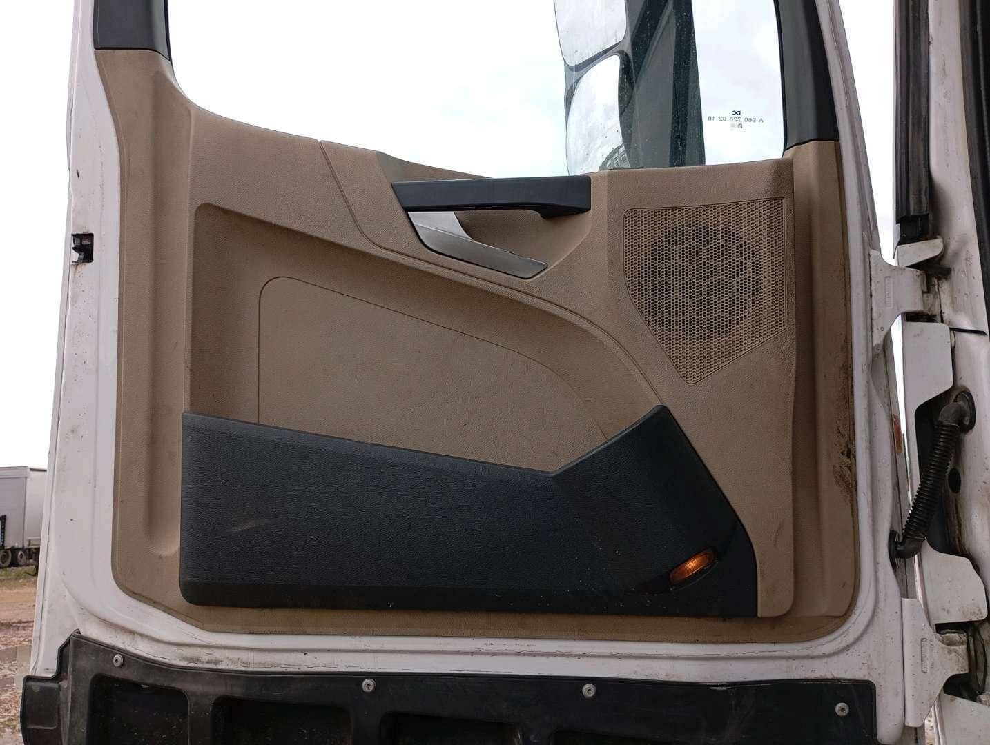 Mercedes-Benz Actros 2648 LS 6X4 (StreamSpace),  438 953 км, 2022 года в лизинг