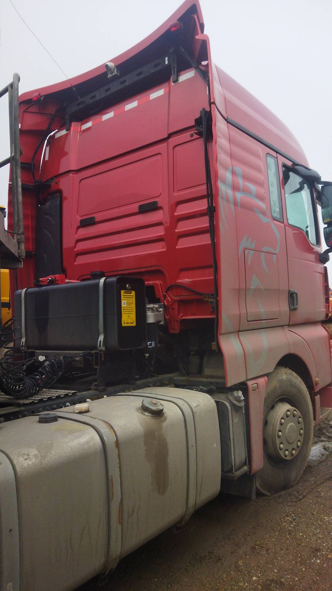 Sitrak ZZ4186V391HE,  222 519 км, 2023 года