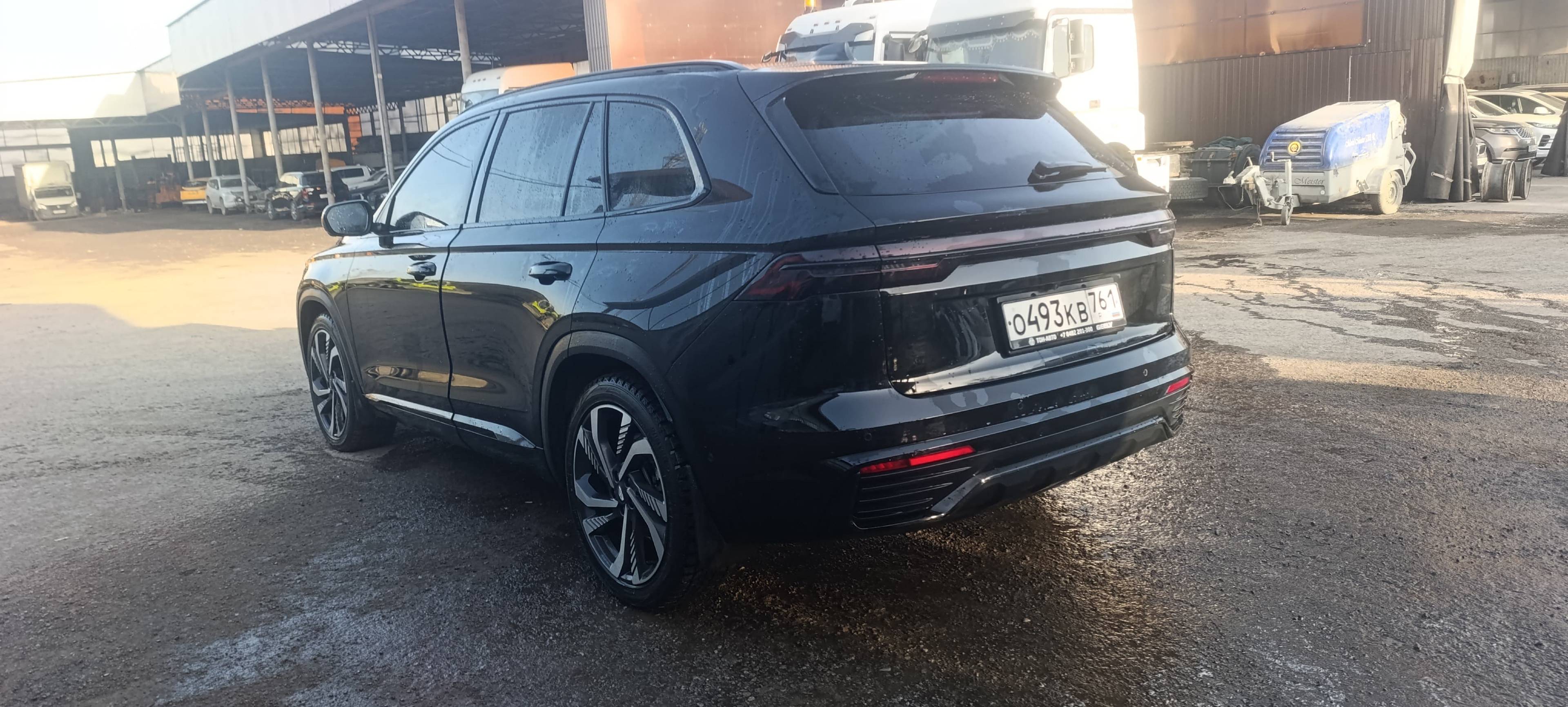 Geely Monjaro,  51 750 км, 2023 года в лизинг