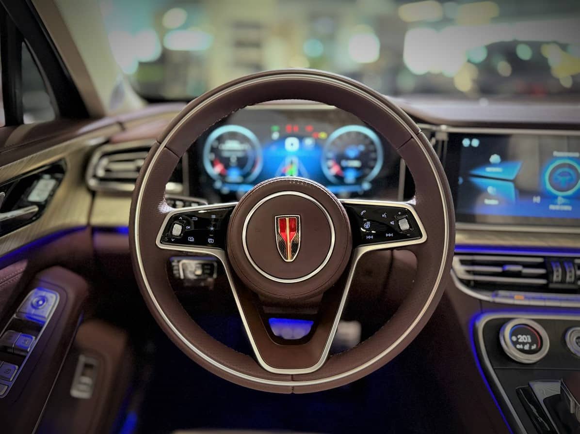 Hongqi H9 2.0Т Делюкс (Deluxe)