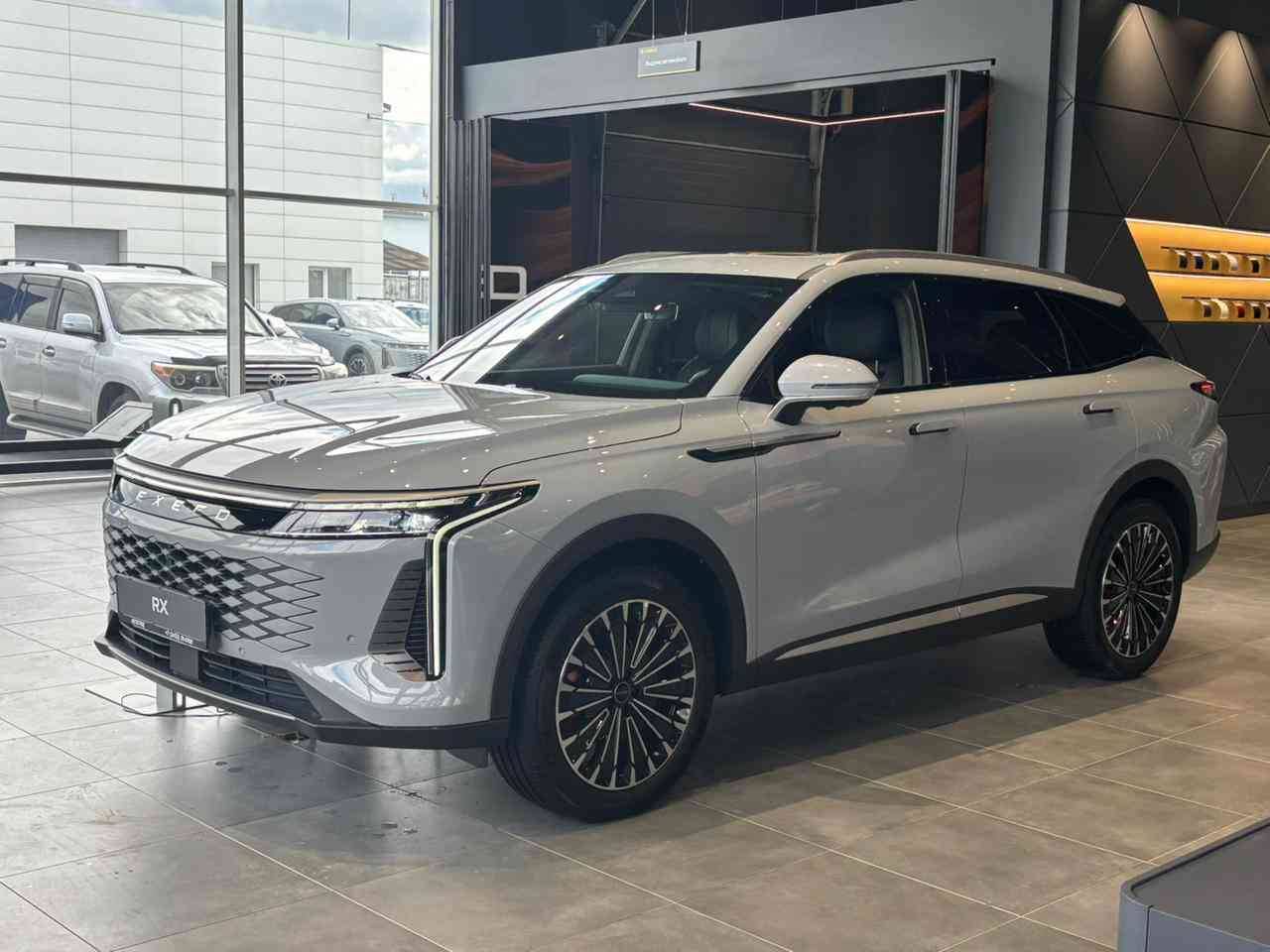 EXEED RX Premium 2.0 TGDI 8AT AWD