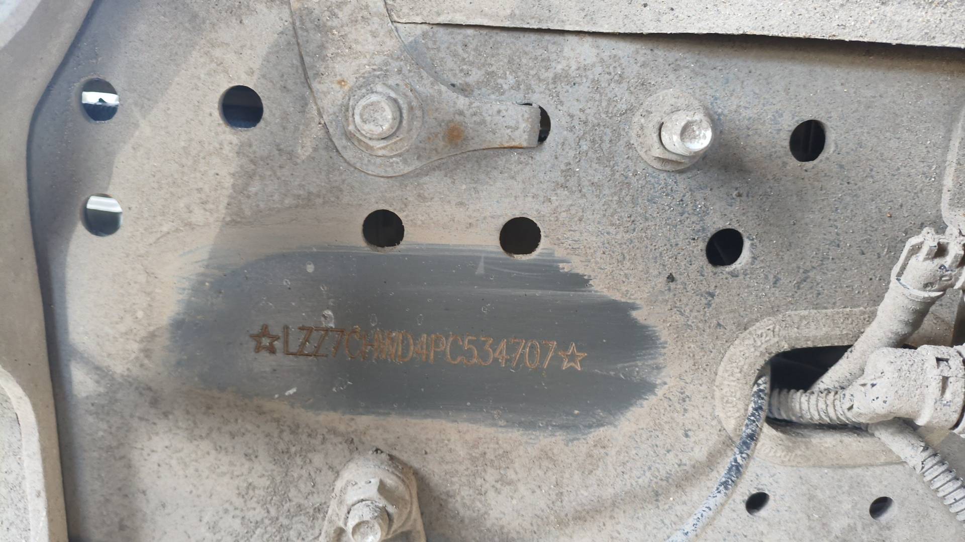 Sitrak ZZ4256V363HE1 6×2,  251 087 км, 2023 года в лизинг