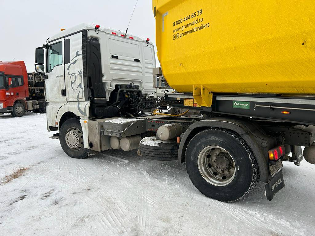 Sitrak C7H 4x2 ZZ4186V361HE,  173 497 км, 2022 года в лизинг