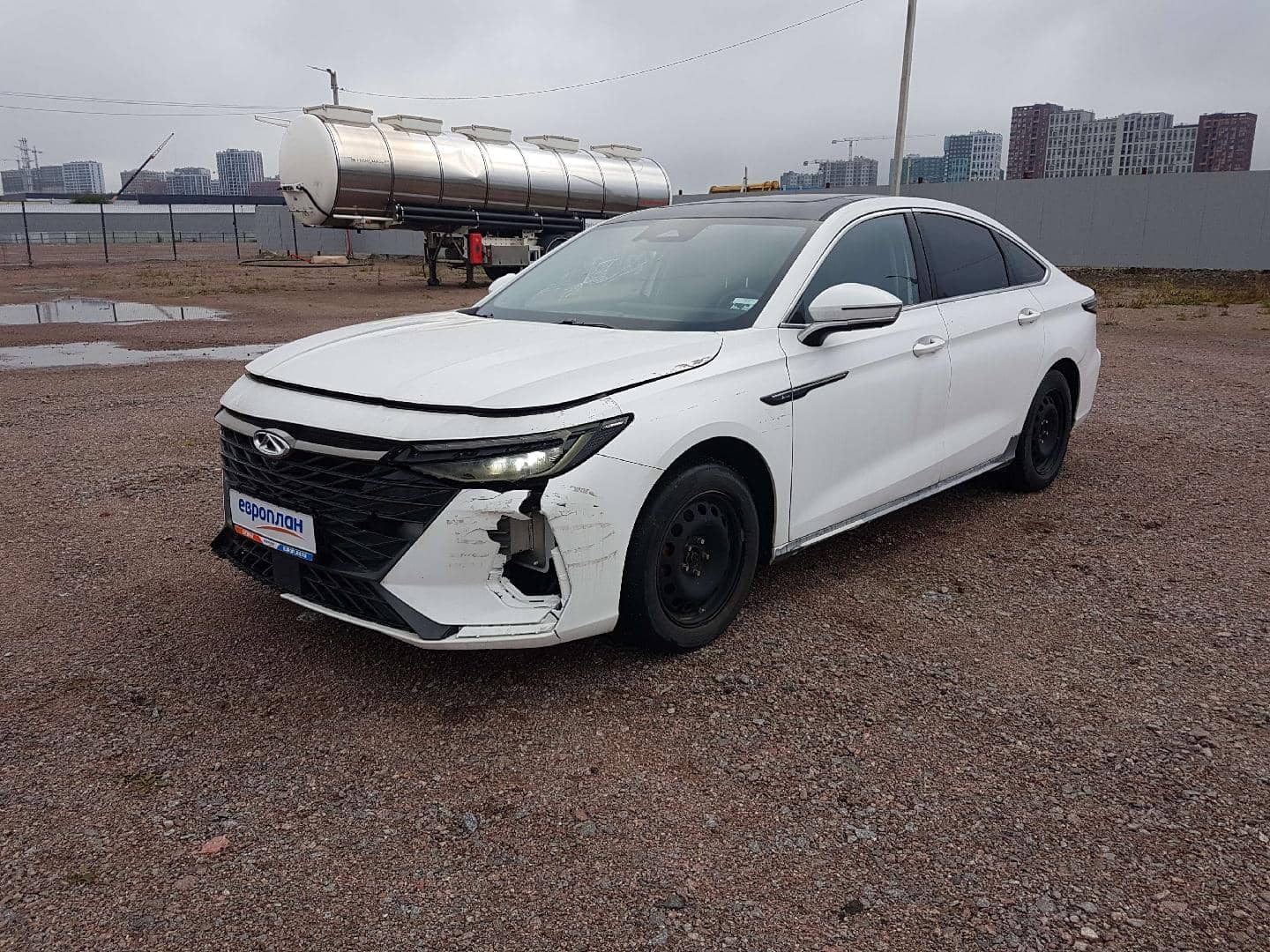 Chery Arrizo 8