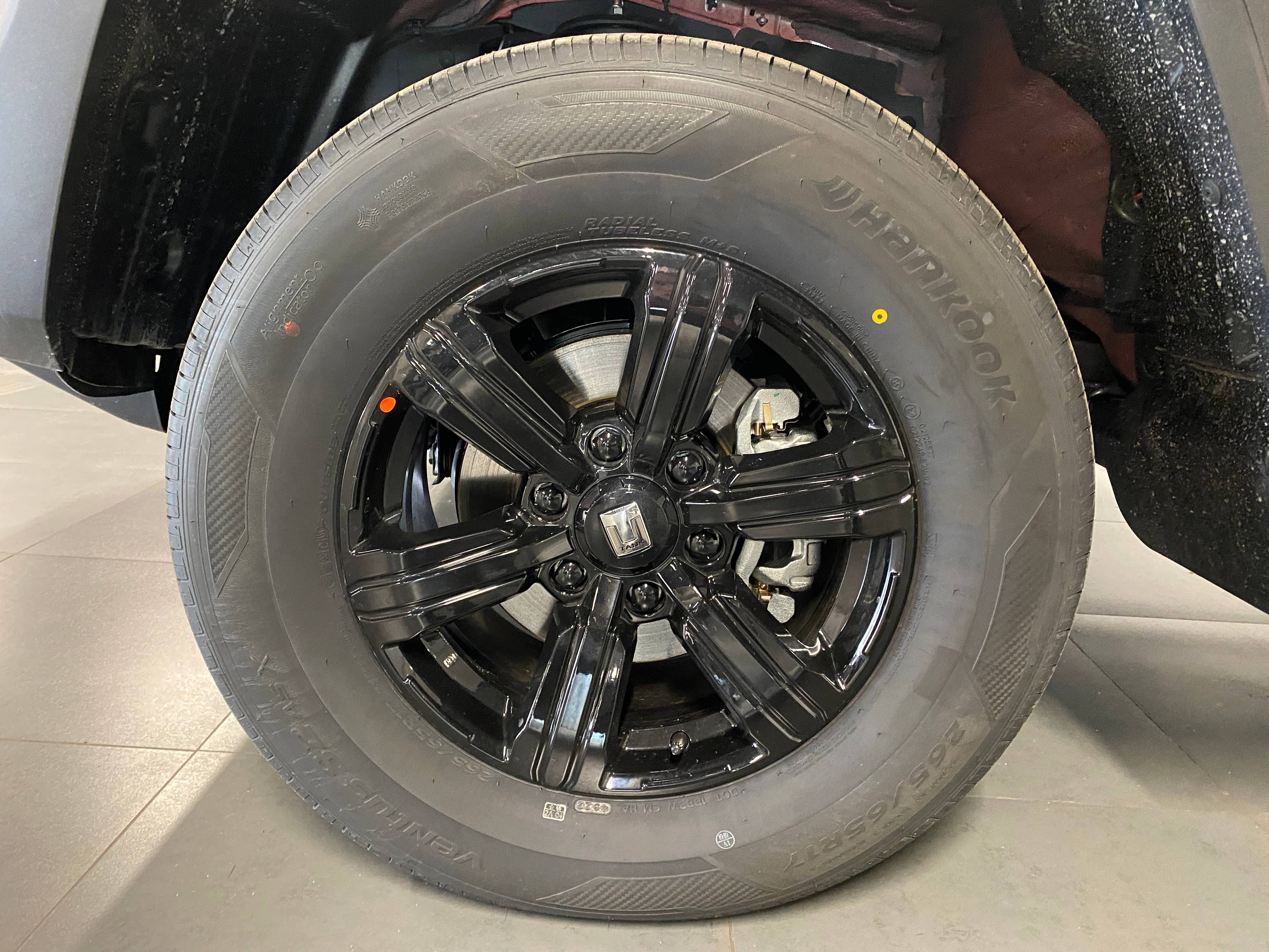 Tank 300 City Premium 2.0 8AT 4WD