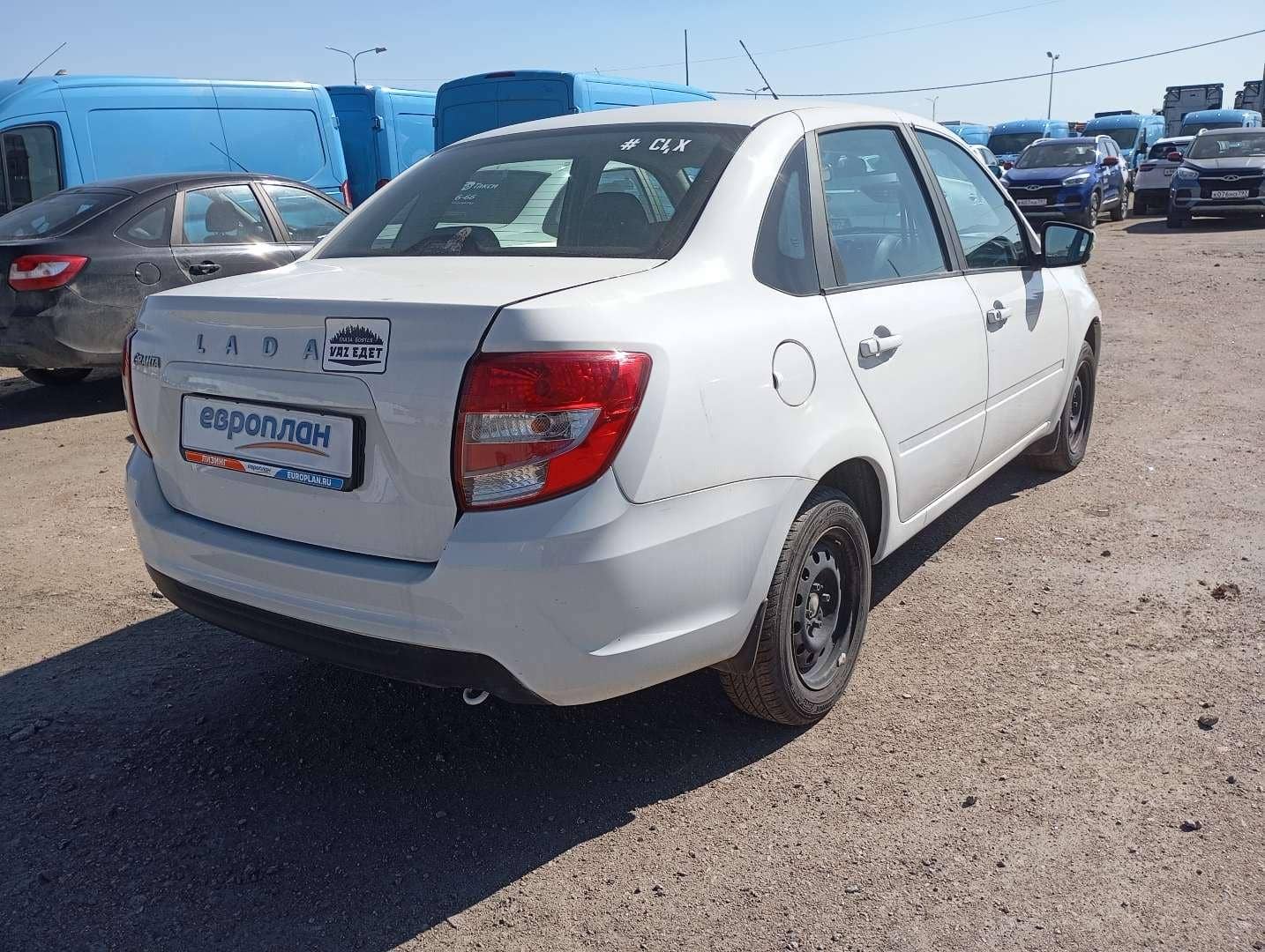 Lada Granta седан,  31 883 км, 2023 года в лизинг