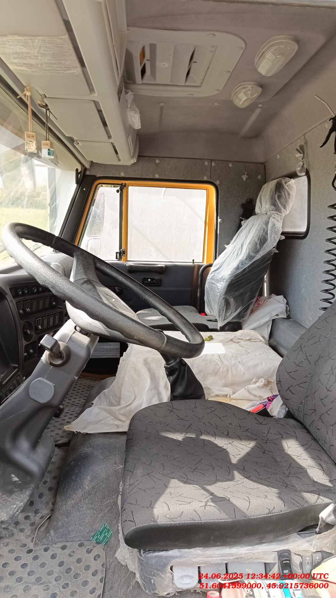 ГАЛИЧАНИН КС-55713-1В-4 KAMAZ-65115 (6х4) (Е5) г/п 25т. стрела 31м. (ОВОИД),  4 737 км, 2023 года в лизинг