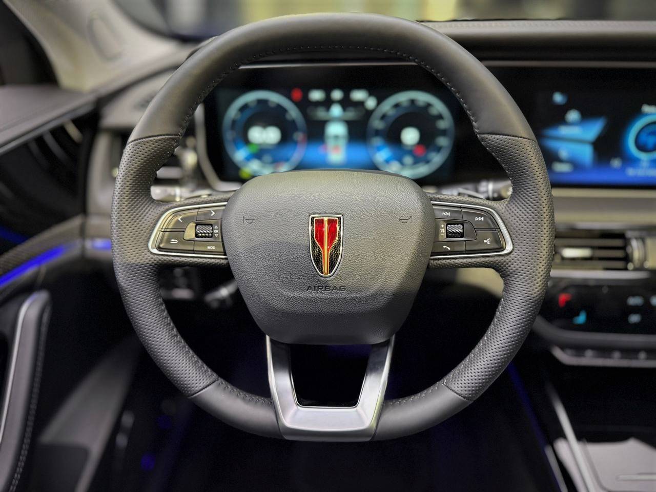 Hongqi HS5 Deluxe 2.0T AWD
