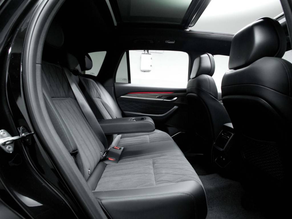 Geely Monjaro Флагман 2.0Т 238 л.с. АТ полный привод