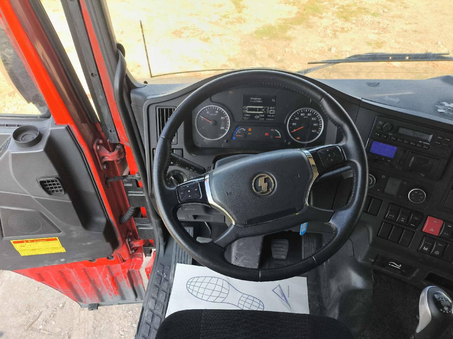 Shacman SX33186W366C,  159 088 км, 2022 года в лизинг