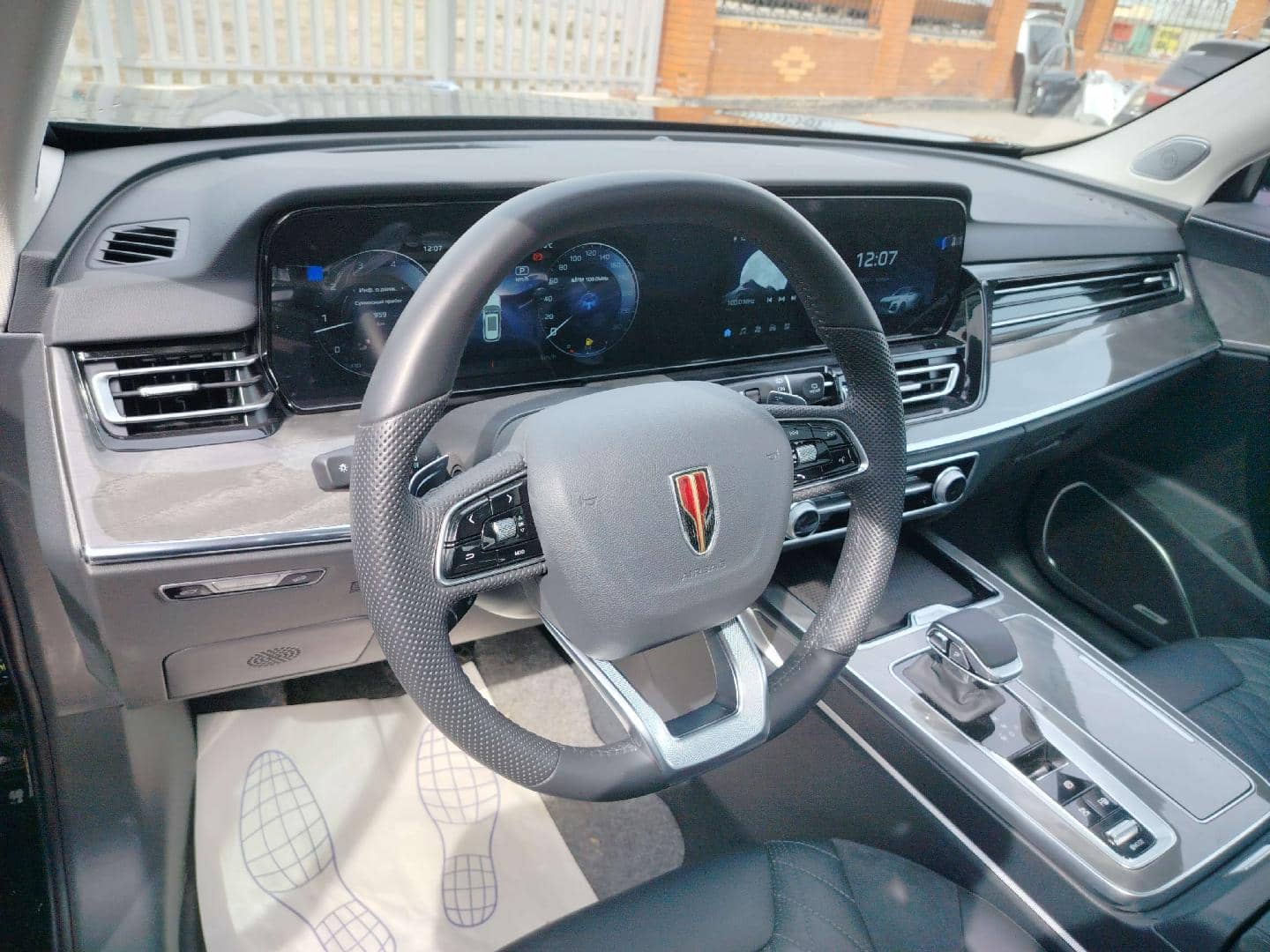 Hongqi HS5,  959 км, 2024 года в лизинг
