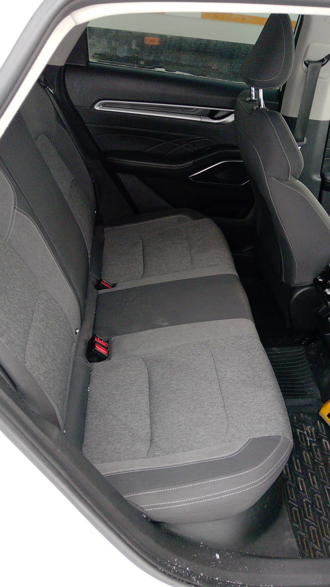 Geely Emgrand,  98 586 км, 2023 года в лизинг