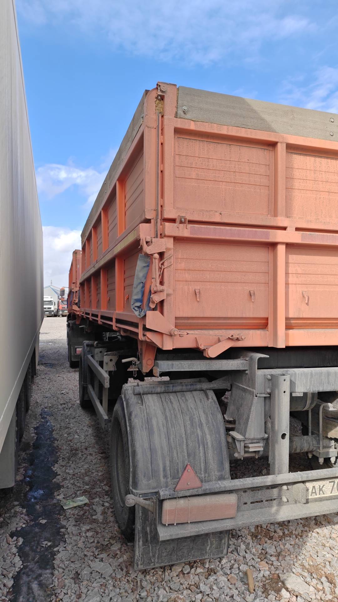 НЕФАЗ Самосвальный 8560, 2023 года в лизинг