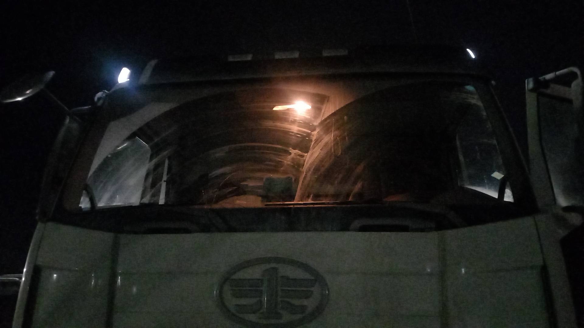 FAW CA3250P66K24T1E5 6х4,  142 068 км, 2022 года в лизинг