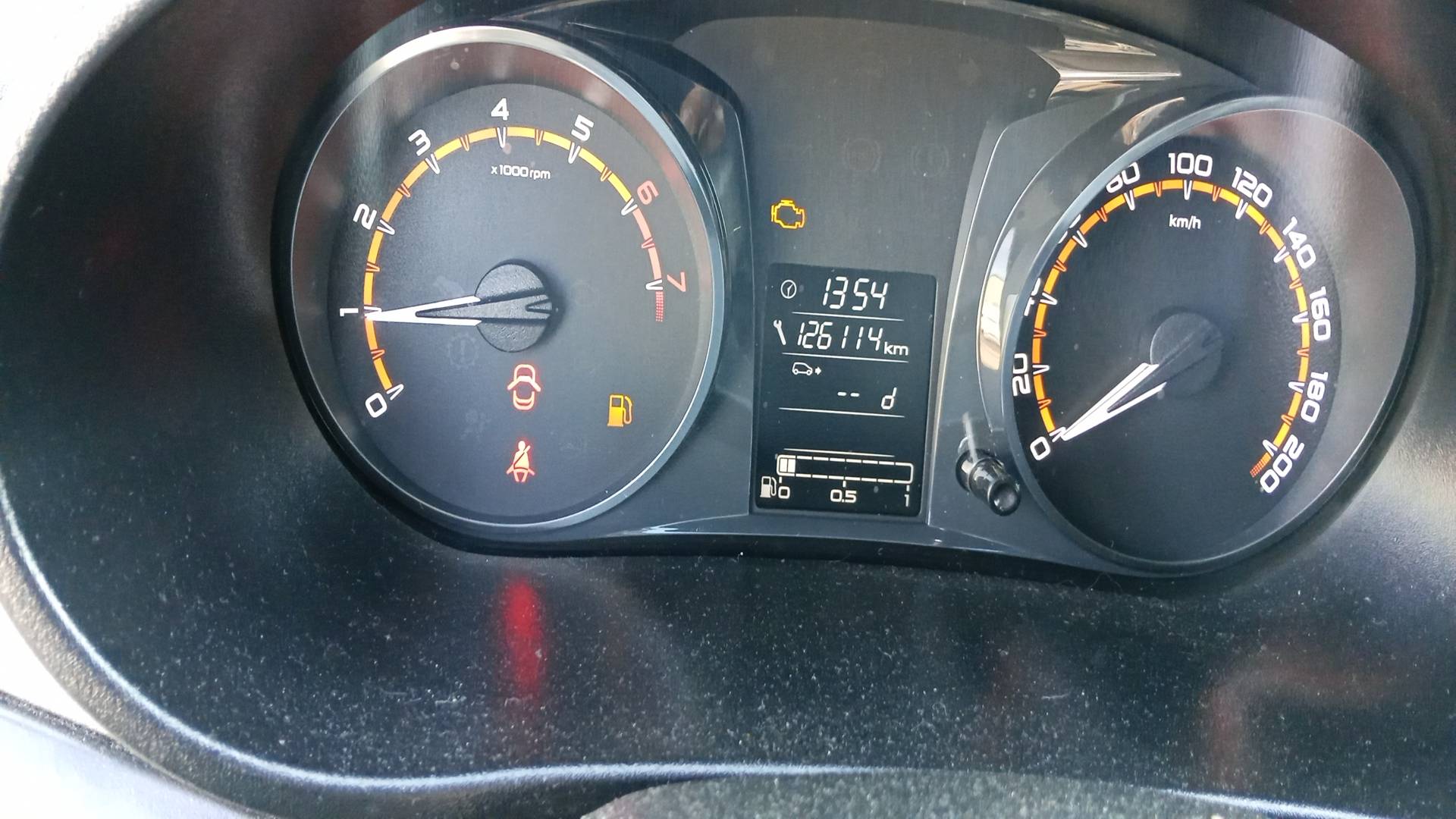 Lada Granta лифтбек,  126 114 км, 2024 года в лизинг