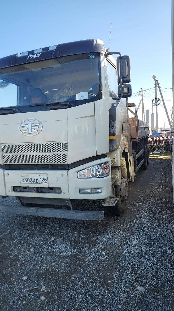 FAW CA3250P66K2T1E5 6х4,  27 901 км, 2024 года в лизинг