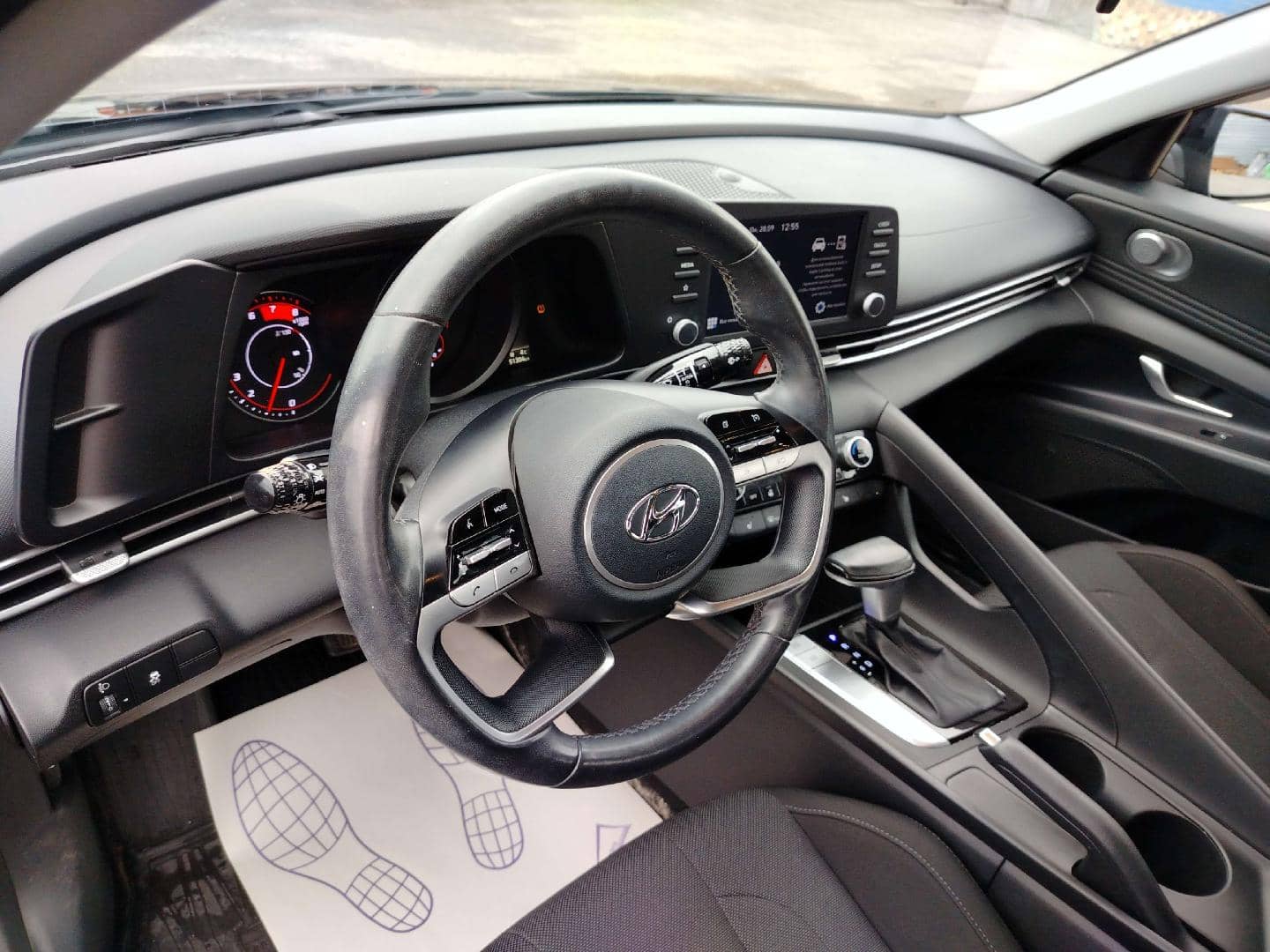 Hyundai Elantra,  51 304 км, 2022 года в лизинг