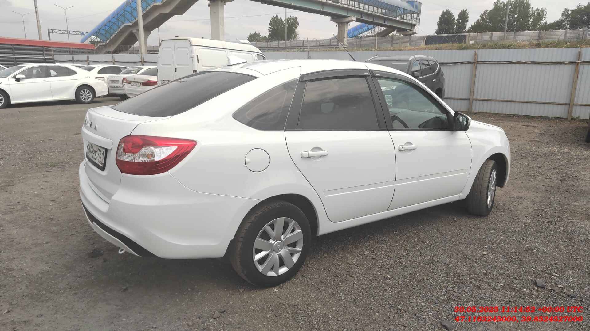 Lada Granta лифтбек,  65 837 км, 2023 года в лизинг