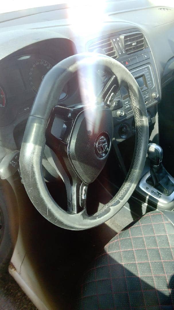 Volkswagen Polo,  330 342 км, 2018 года в лизинг