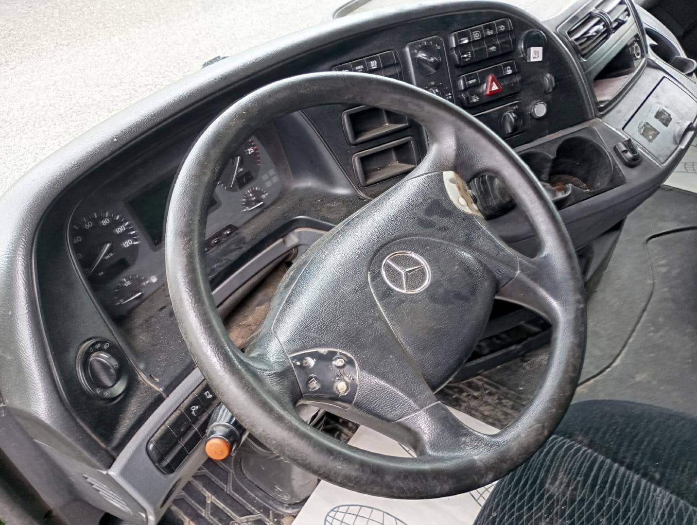 Mercedes-Benz Actros 3 1844 LS 4x2 (L),  1 234 103 км, 2017 года в лизинг