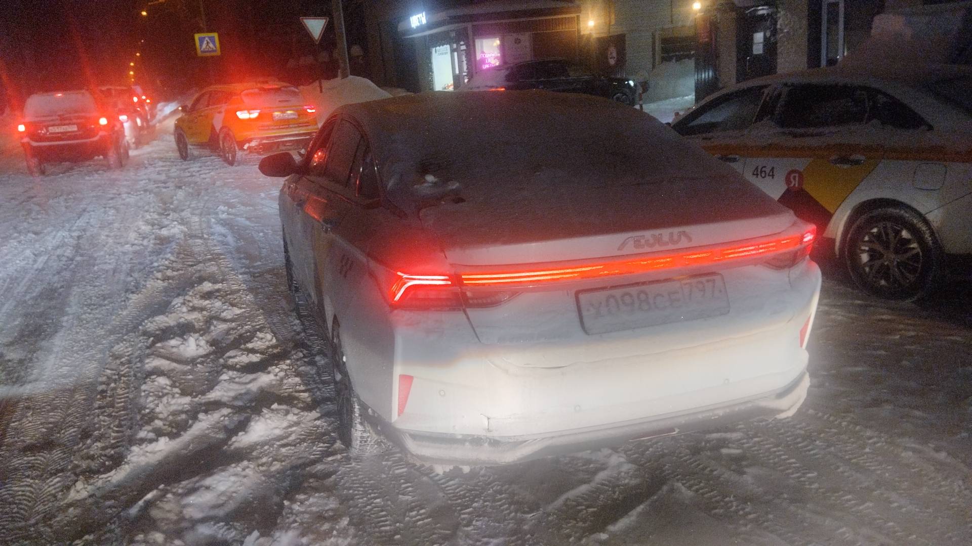 DongFeng Shine Max,  96 519 км, 2024 года в лизинг