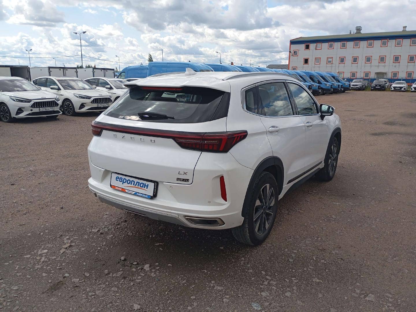 EXEED LX,  230 329 км, 2023 года в лизинг