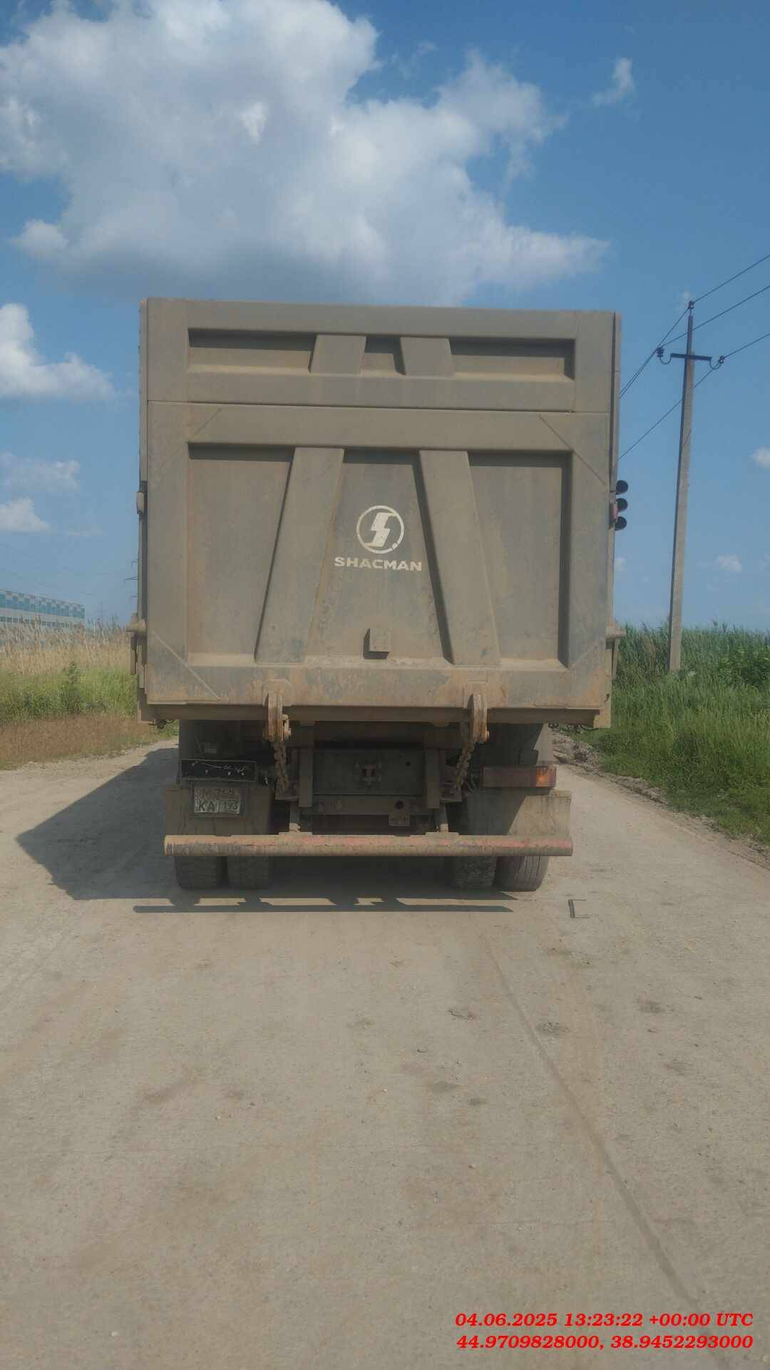 Shacman SX331863366,  262 176 км, 2023 года в лизинг