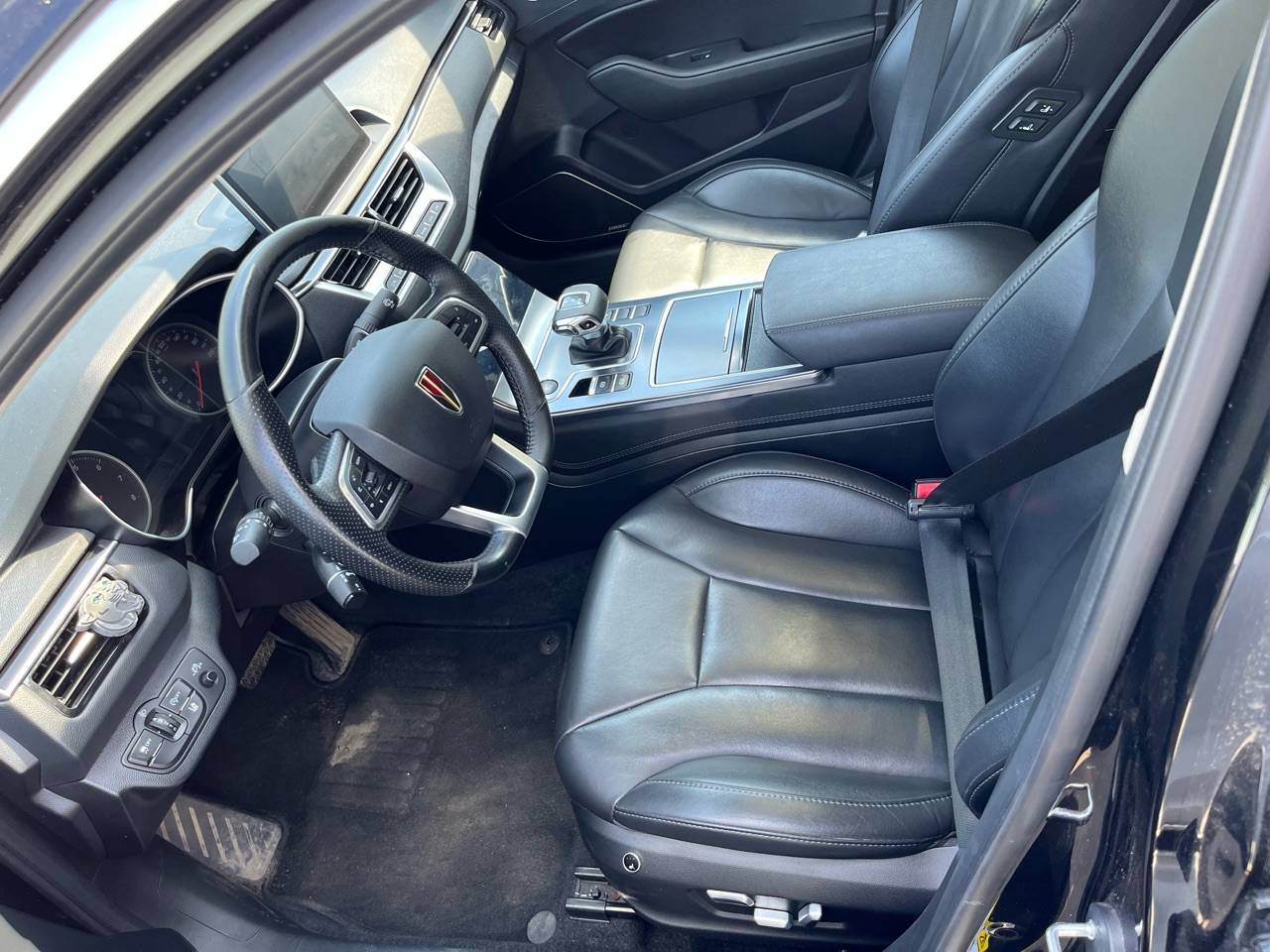 Hongqi H5,  80 320 км, 2022 года в лизинг