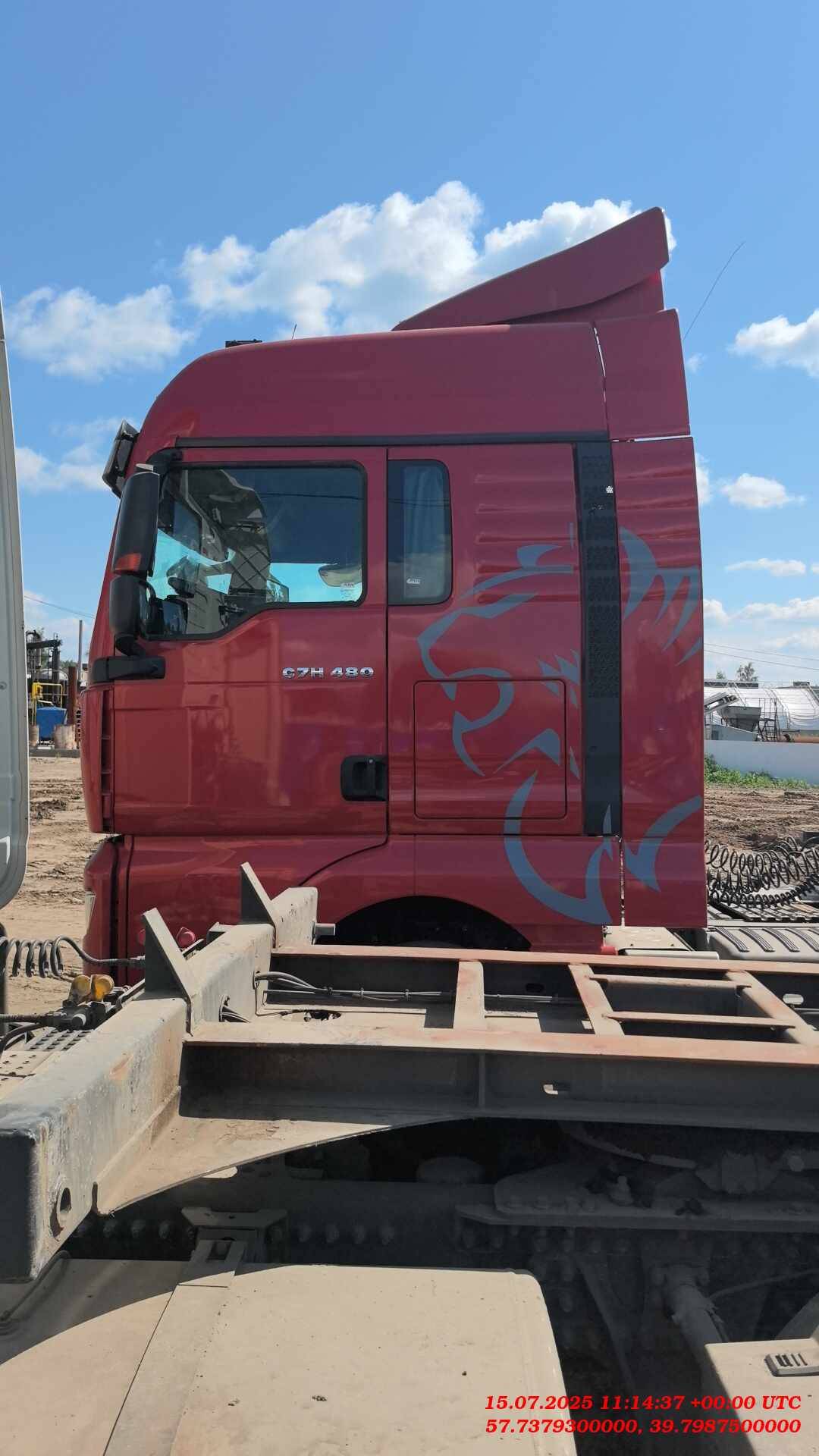 Sitrak С7Н MAX 6×4 ZZ4256V364HE,  156 221 км, 2023 года в лизинг