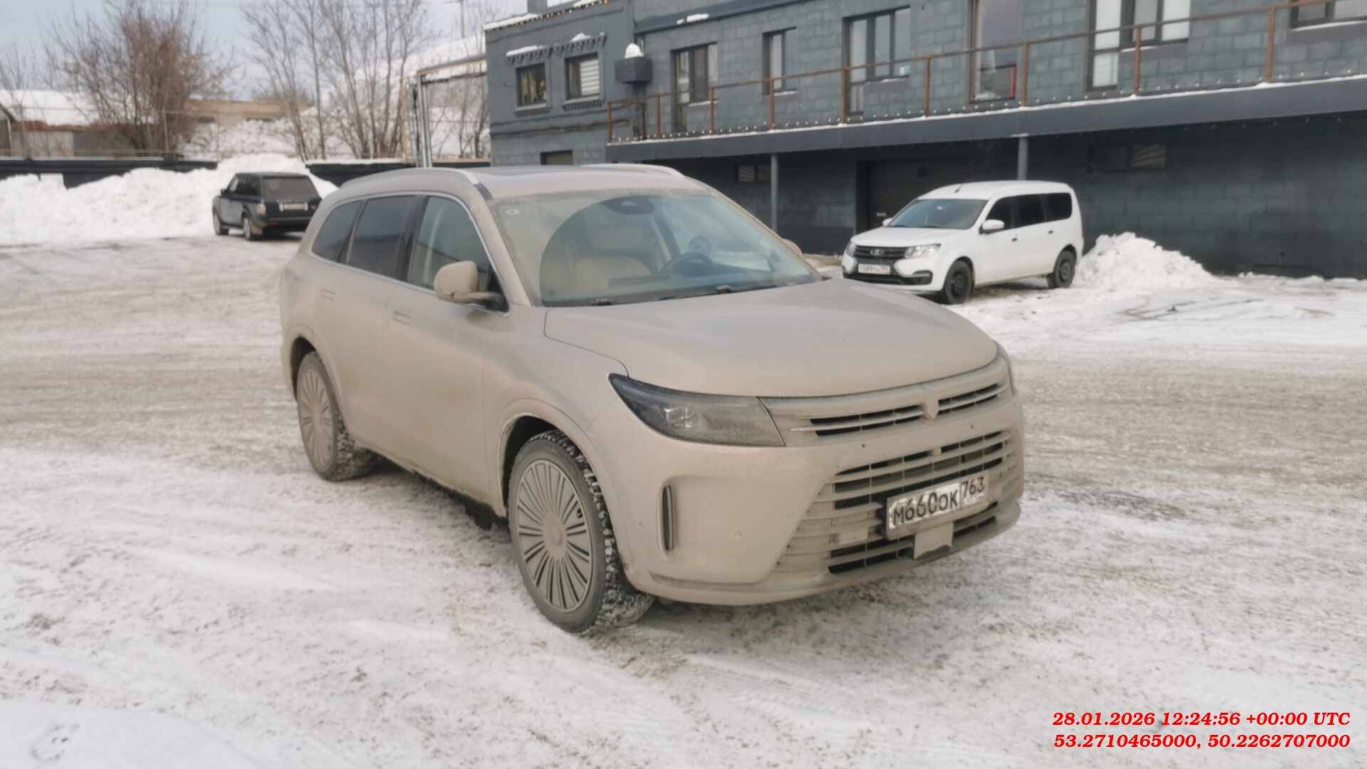 AITO M7,  60 858 км, 2023 года в лизинг