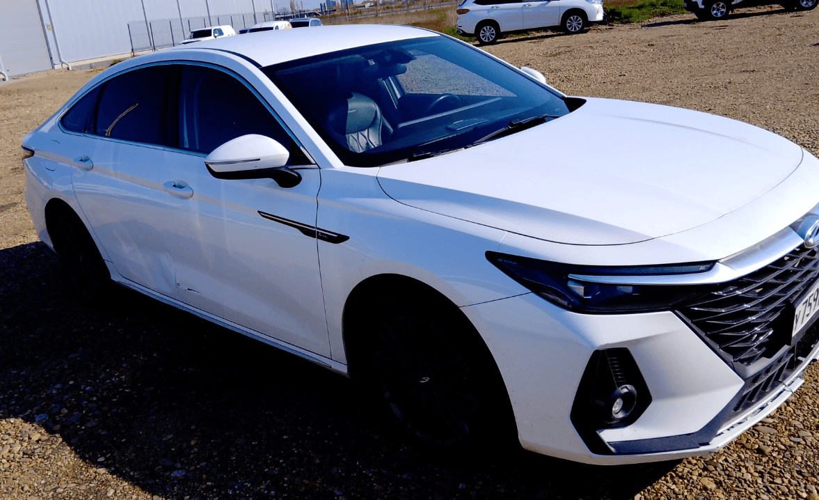 Chery Arrizo 8