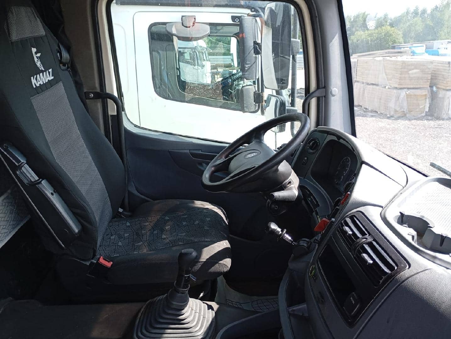 КАМАЗ 5490-5P CNG (M1840),  424 349 км, 2020 года в лизинг