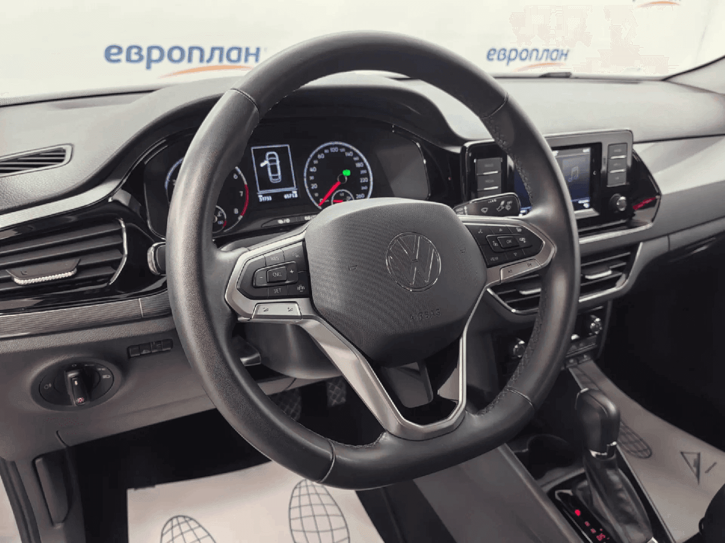 Volkswagen Polo,  31 733 км, 2022 года в лизинг