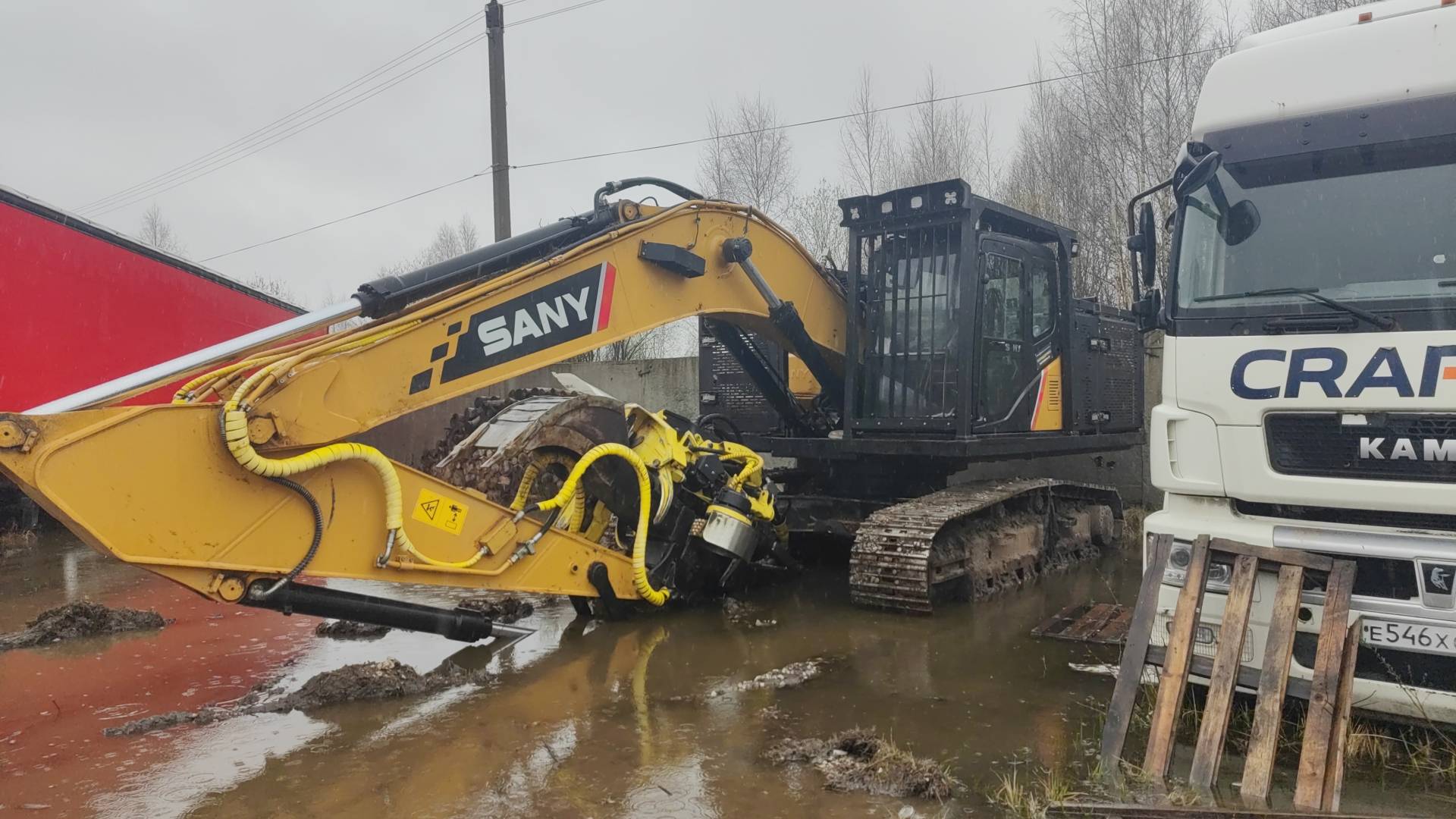 SANY SY245H с харвестерной головкой Waratah H480C