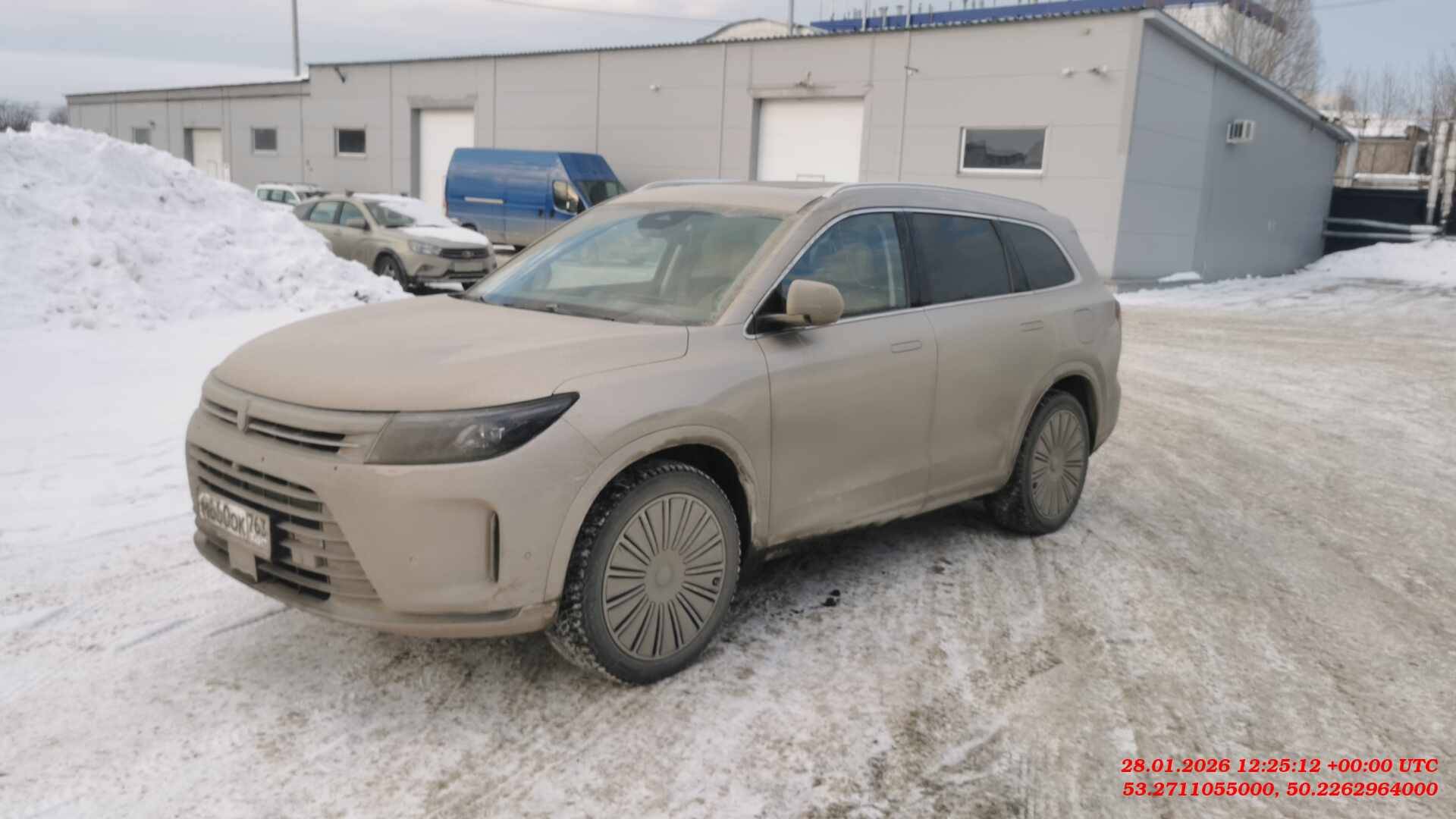 AITO M7,  60 858 км, 2023 года в лизинг