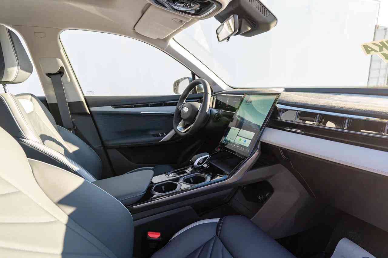 Geely Atlas Flagship 2.0T 8AT 4WD