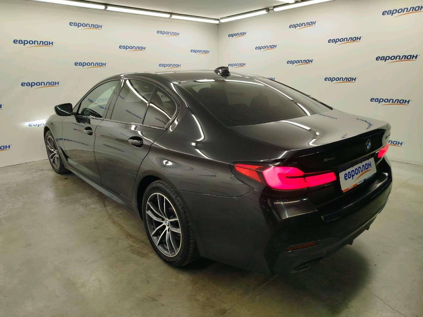 BMW 5 серия,  176 549 км, 2021 года в лизинг