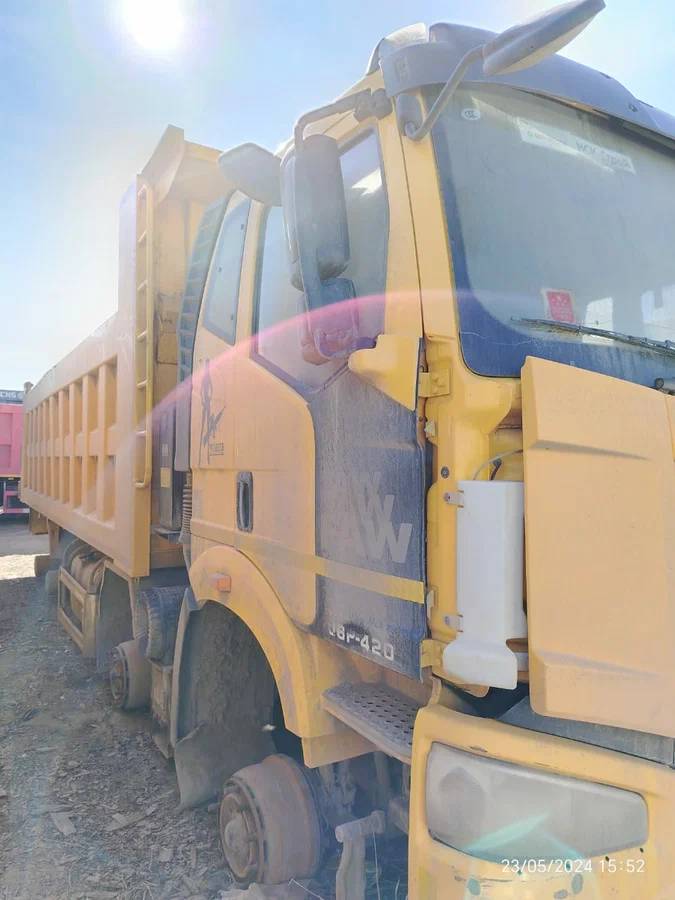 FAW CA3310P66K24T4E5 8х4,  1 км, 2021 года в лизинг