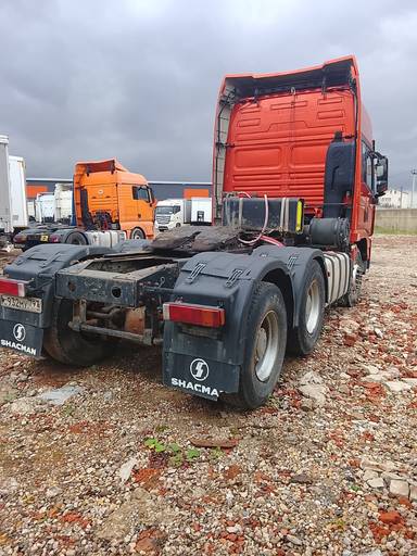 Shacman SX42584W324C