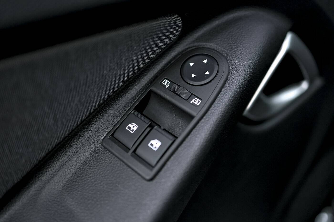 Lada Granta Cross Comfort 24 1.6 106hp 5MT