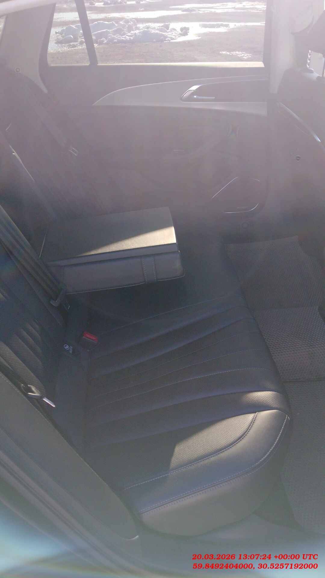 Hongqi H5,  77 409 км, 2024 года в лизинг